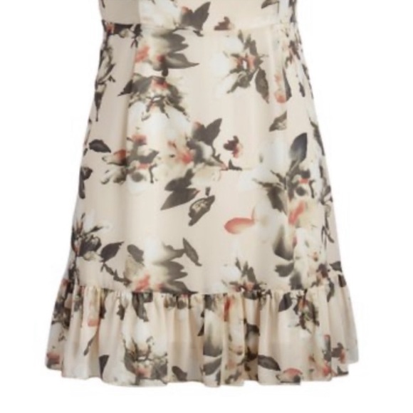 NEW•1X-3X•SOUL SUNRISE ROSA ROMANTIC FLUTTER SLEEVE DRESS - Picture 4 of 10